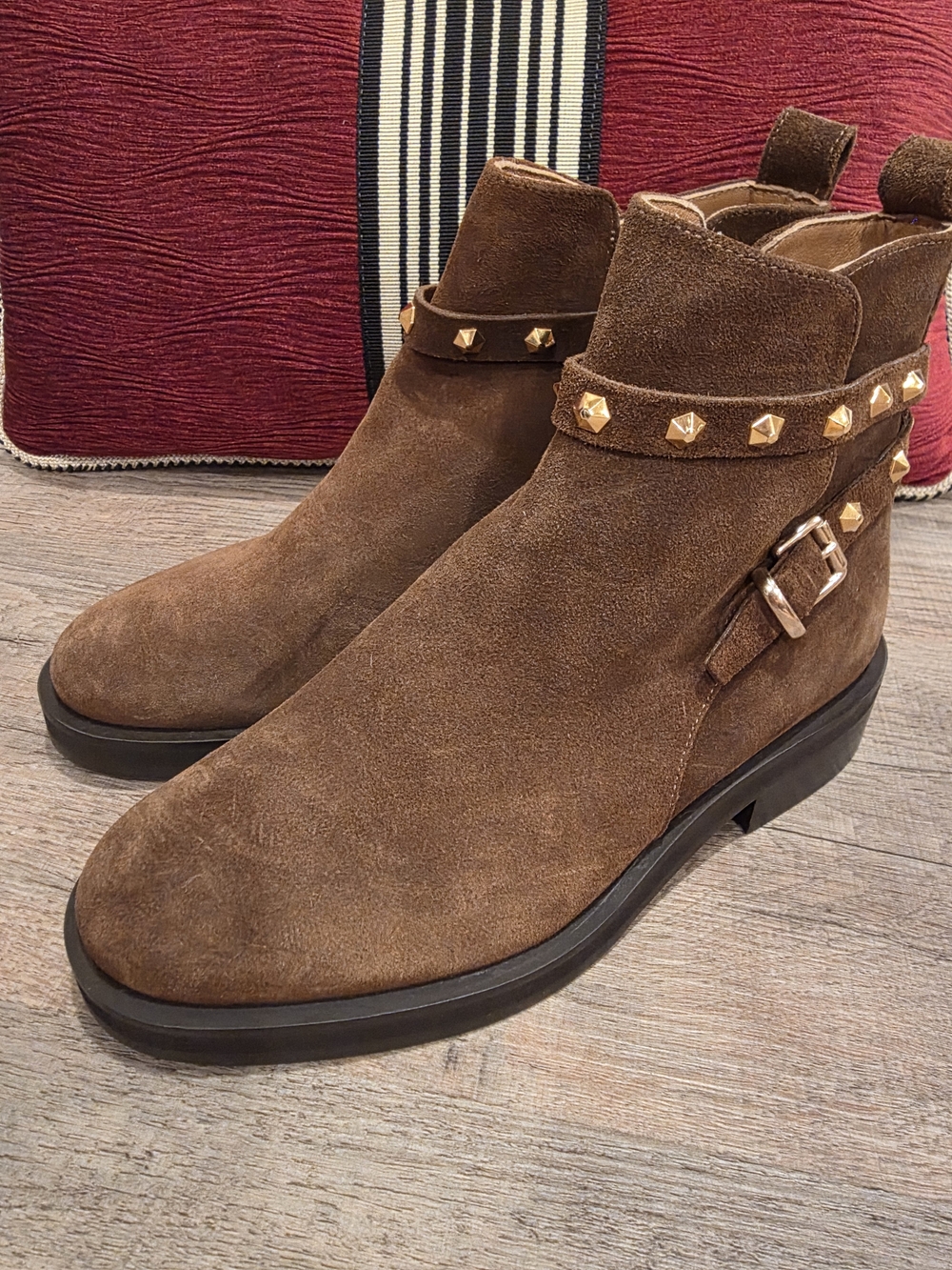 La CANADIENNE Brown Suede Stud-Trim Buckle Ankle Boots